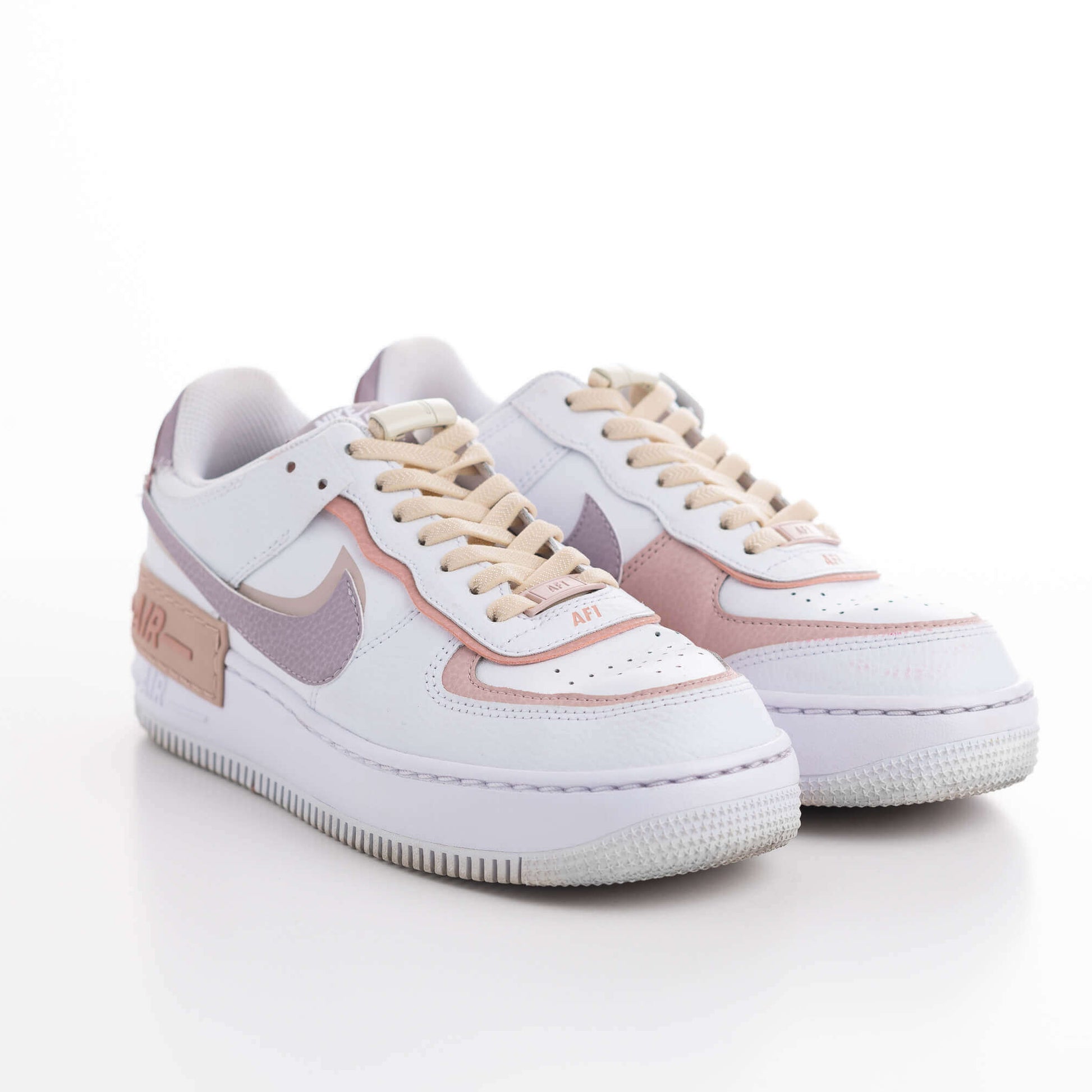 Venyvä kengännauha