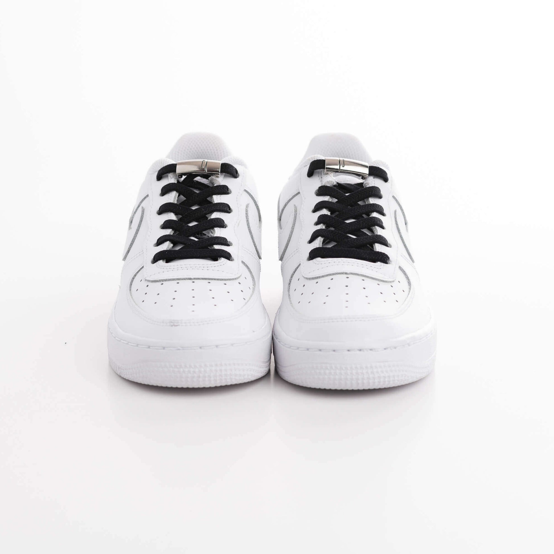 Venyvät kengännauhat musta