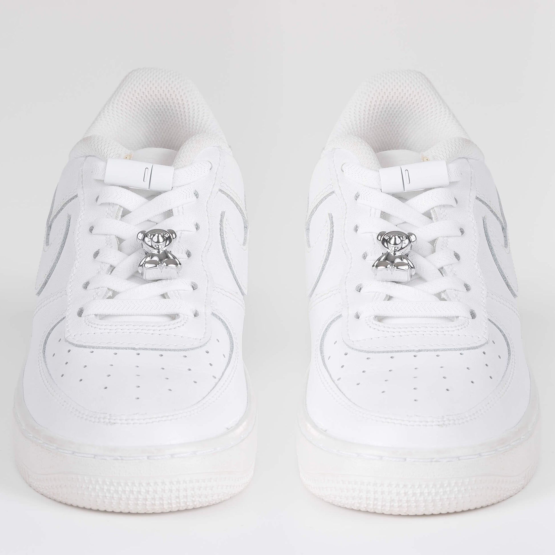 EEZYBEEZY kengännauhakoriste hopeinen nalle