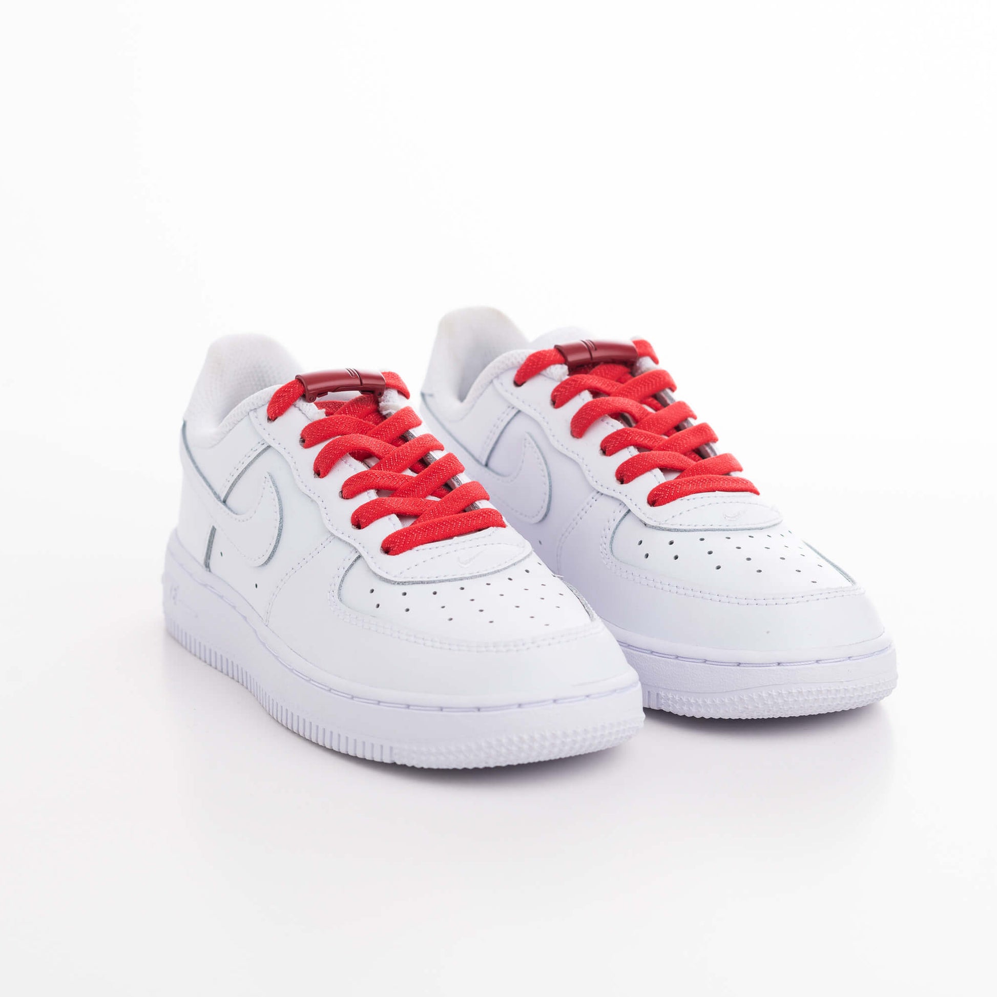 Magneettikiinnitteiset venyvät kengännauhat