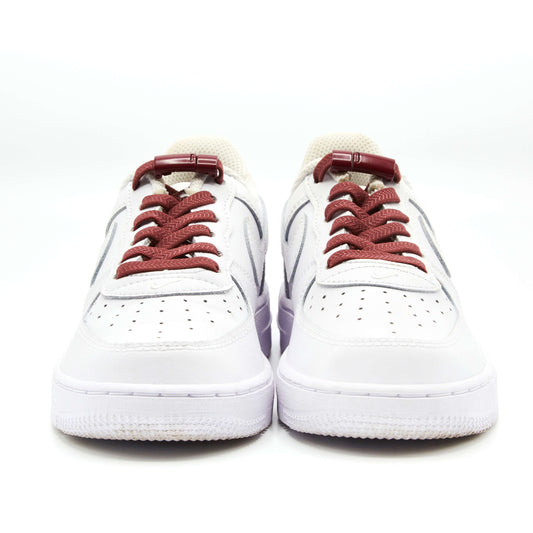 Venyvät kengännauhat viininpunainen