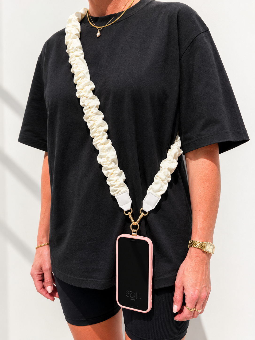 EEZYBEEZY PUHELINNAUHA - RUFFLE, WHITE